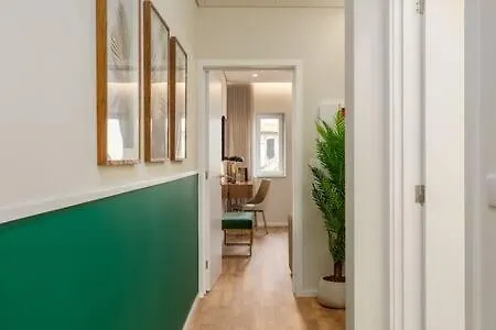 Luxury Ii Apartament